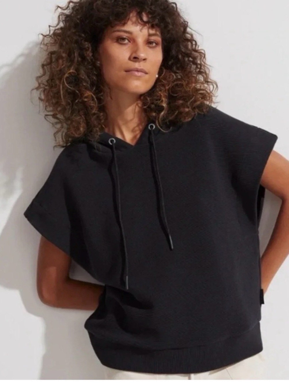 Varley Black Short-Sleeve Hooded Sweatshirt Top